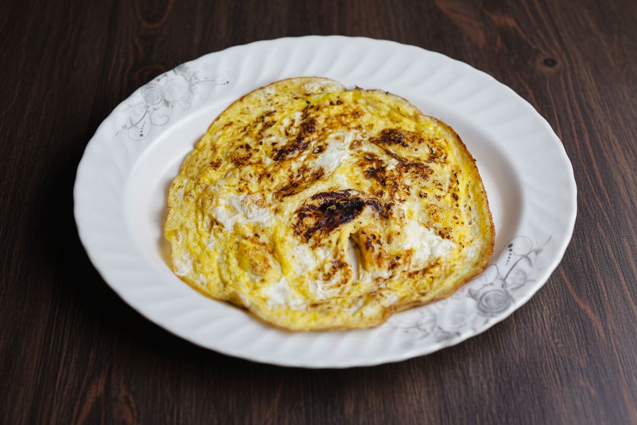 بيض سادة